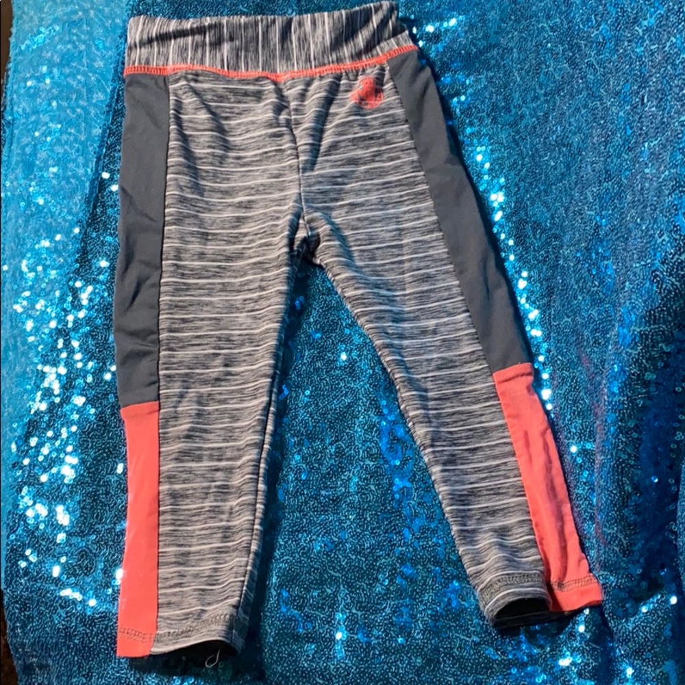 Leggings.